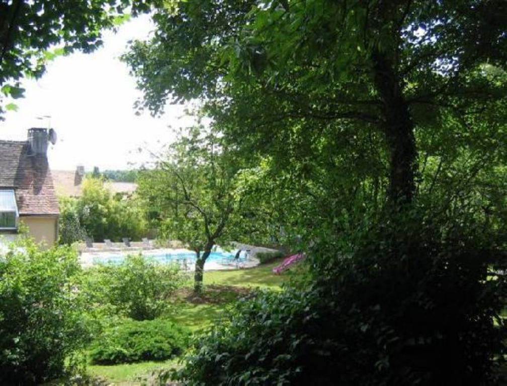 Le Jardin Des Roches Bed & Breakfast Moigny Exterior photo